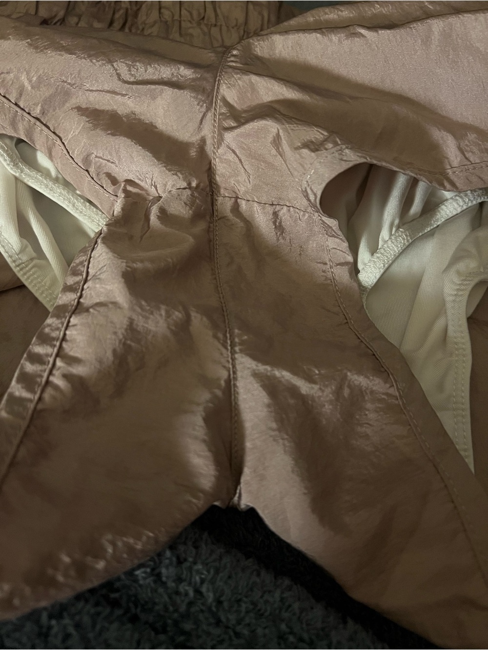 ⭐️LIKE NEW⭐️ FREE PEOPLE MOVEMENT~THE WAY HOME RUN SHORTS”~ Taupe/Rose Gold~M - Picture 9 of 14